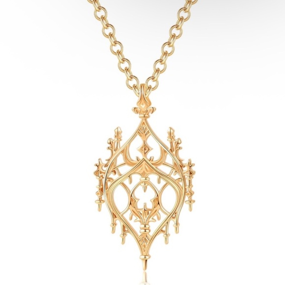 Elegant Gold Pendant Necklace